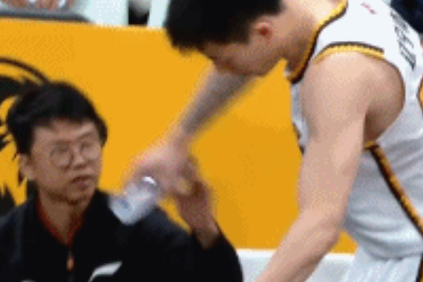 廣廈逆襲！遼寧男籃新賽季首戰(zhàn)失利遭遇慘敗